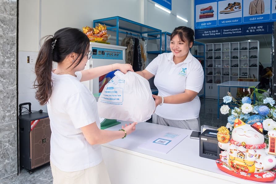 Đội ngũ tại hub xử lý HERAMO (4/4)